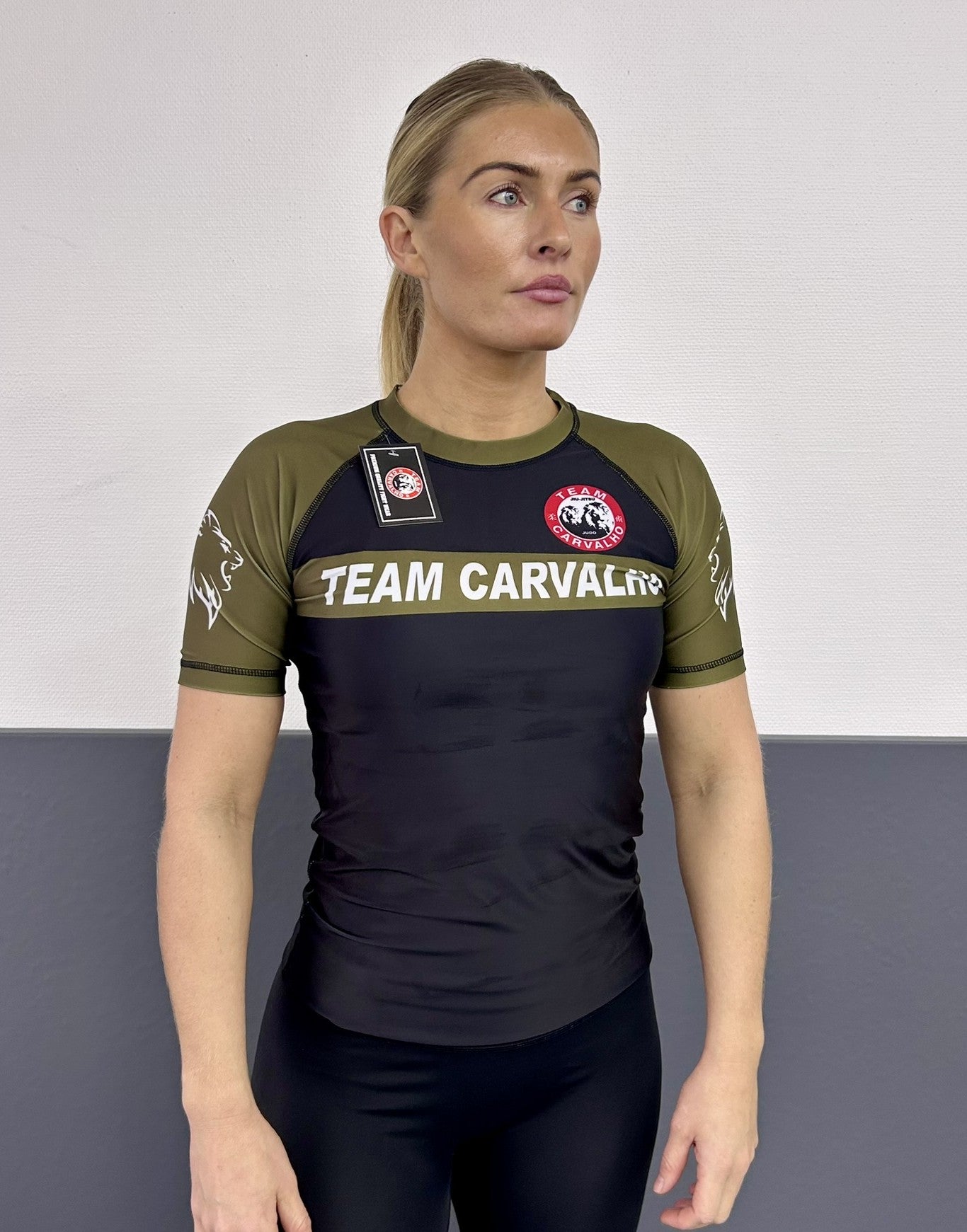 The Ganbaru Rash Guard (limited edition)